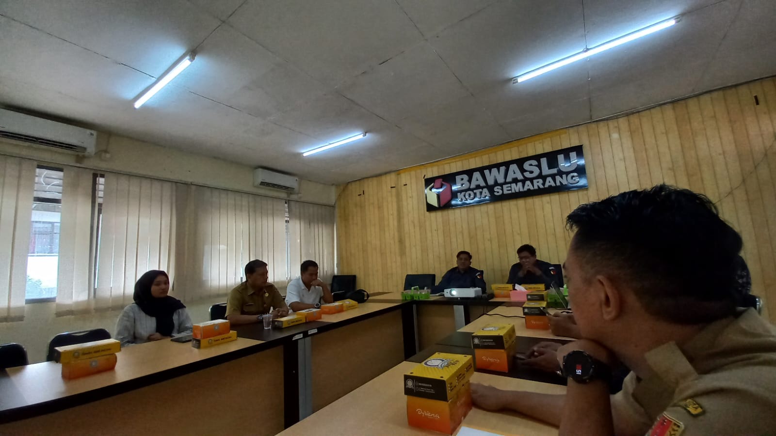 Diskominfo Kota Semarang Hadiri Rapat Koordinasi Lanjutan Pokja Pengawasan Isu-Isu Negatif Pemilu Serentak 2024 di Bawaslu